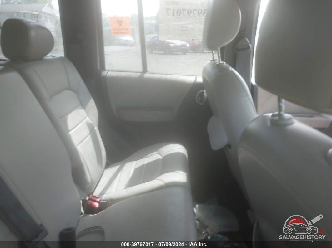1J8GL58KX2W329936 2002 JEEP LIBERTY photo no. 8