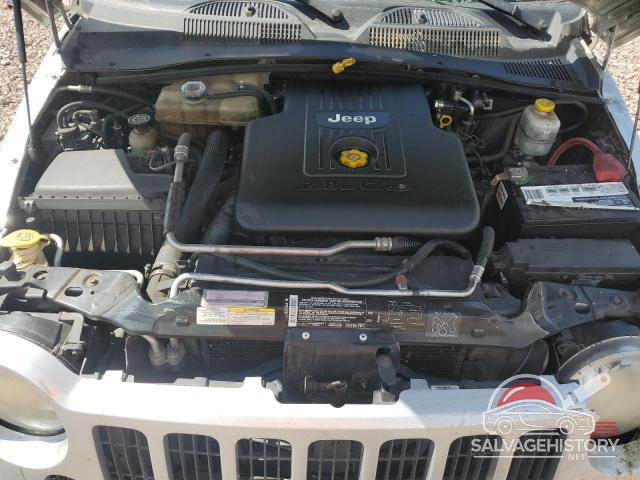 1J4GL48555W635369 2005 JEEP LIBERTY photo no. 11