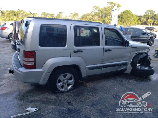 1J4PP2GK1AW110500 2010 JEEP LIBERTY photo no. 3