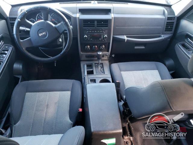 1J4PP2GK1AW110500 2010 JEEP LIBERTY photo no. 8