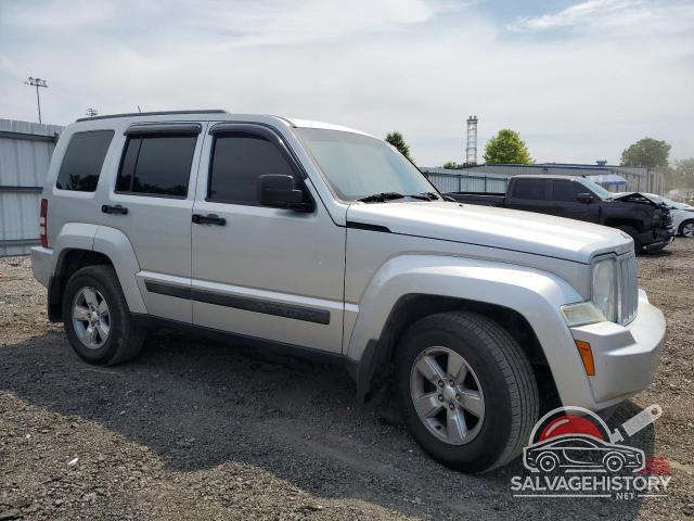 1C4PJMAK1CW151398 2012 JEEP LIBERTY photo no. 4