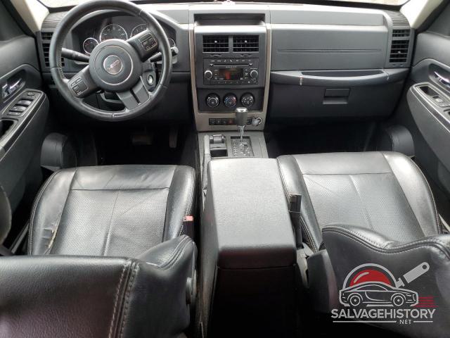 1C4PJMAK1CW182358 2012 JEEP LIBERTY photo no. 8