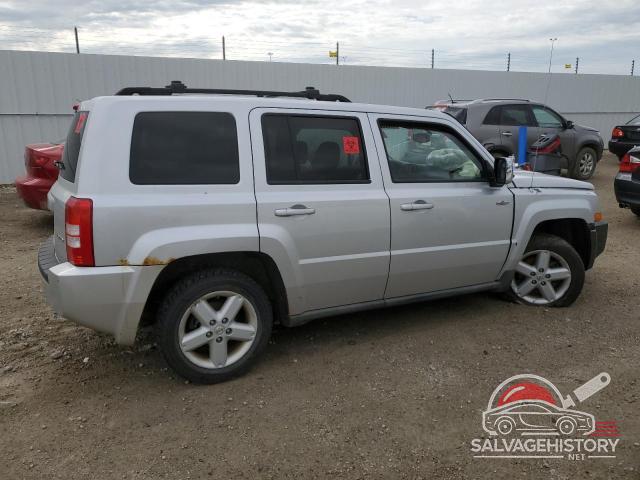 1J4NF2GBXAD656895 2010 JEEP PATRIOT photo no. 3