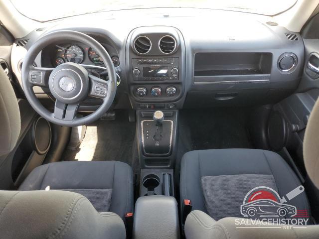 1C4NJPBB0CD639437 2012 JEEP PATRIOT photo no. 8