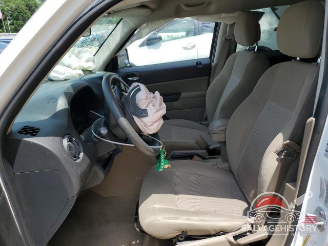 1C4NJPBB0FD304876 2015 JEEP PATRIOT photo no. 7