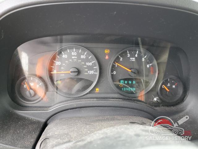 1J4NF1GB1BD275643 2011 JEEP PATRIOT SP photo no. 9