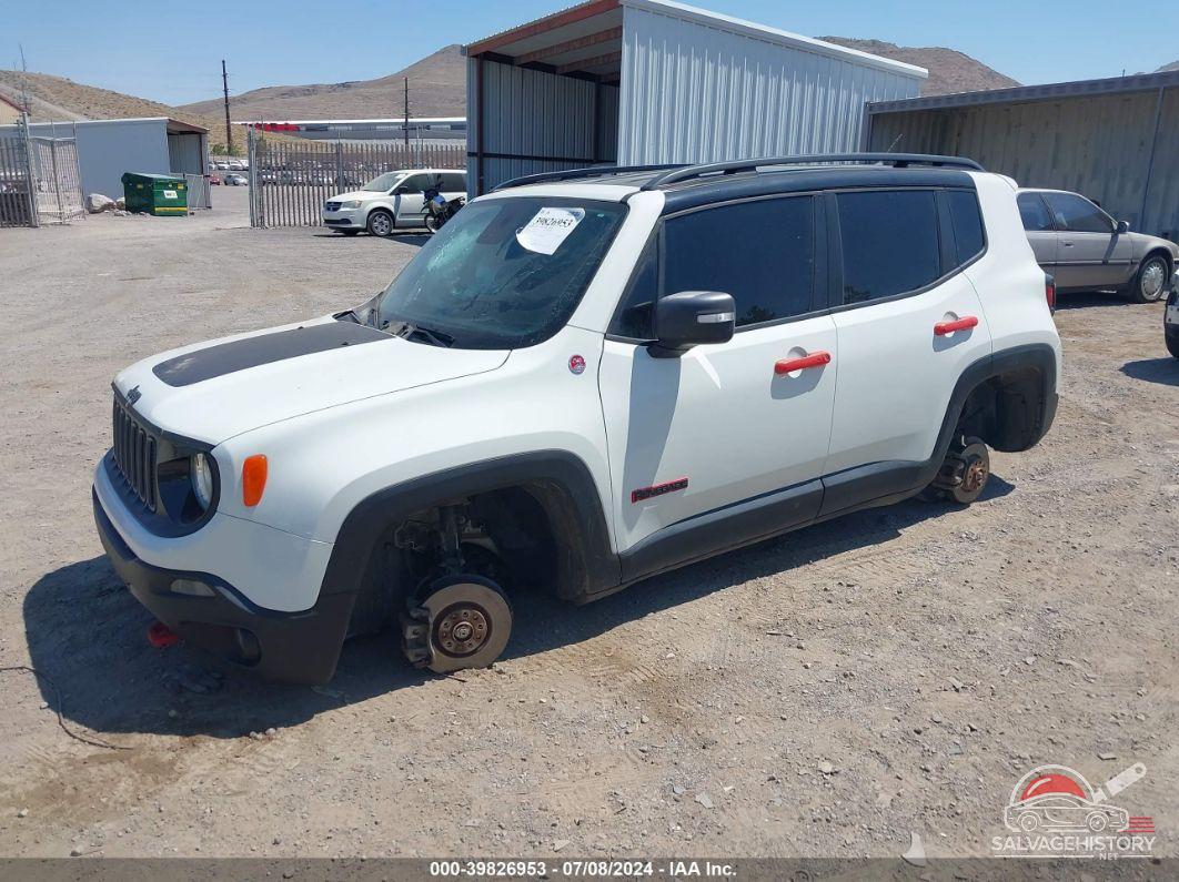 ZACCJBCT6GPC74576 2016 JEEP RENEGADE photo no. 2