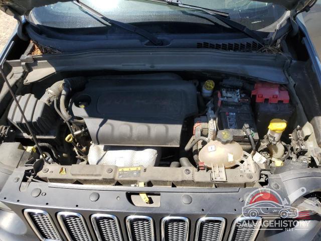 ZACCJABB8JPH61367 2018 JEEP RENEGADE photo no. 12
