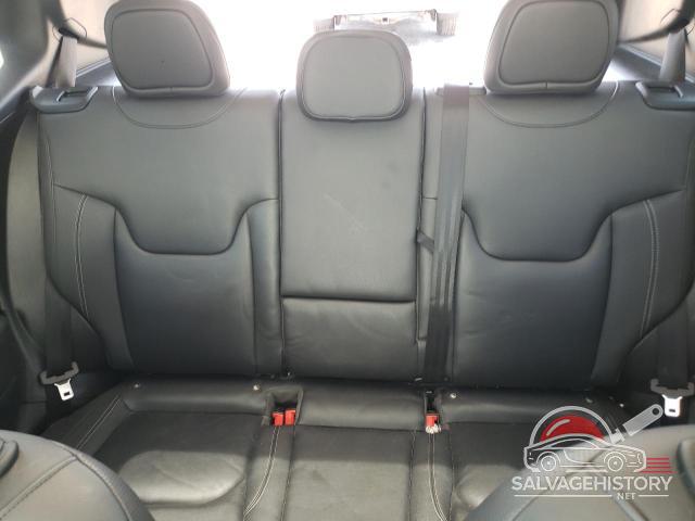 ZACNJBD1XKPJ90742 2019 JEEP RENEGADE photo no. 10