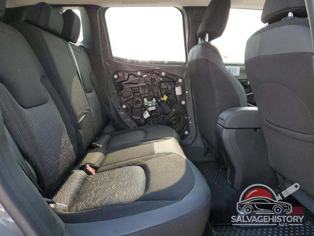 ZACNJDB12PPP44152 2023 JEEP RENEGADE photo no. 10