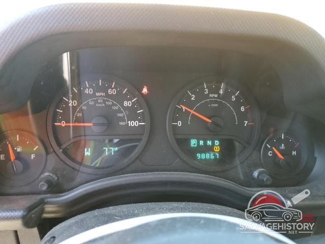 1J4FA24198L547925 2008 JEEP WRANGLER photo no. 9