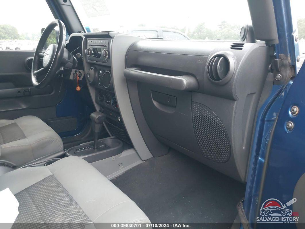 1J4GA39149L744540 2009 JEEP WRANGLER UNLIMITED photo no. 5