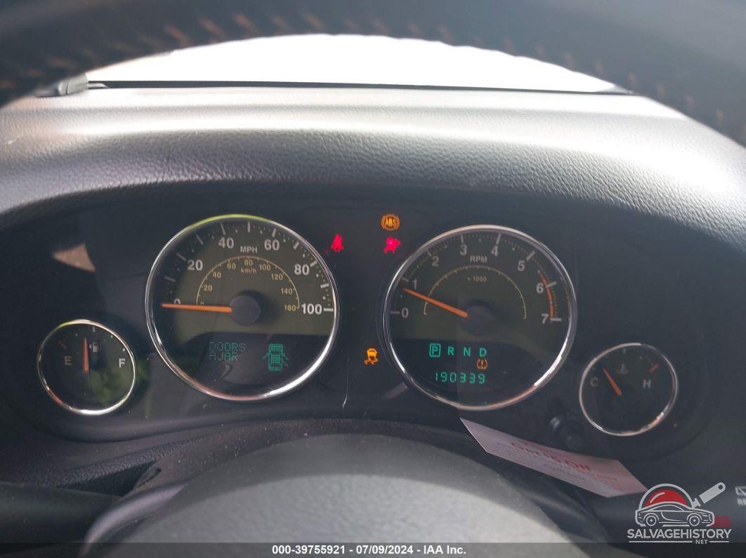 1J4BA7H16BL607012 2011 JEEP WRANGLER UNLIMITED photo no. 7