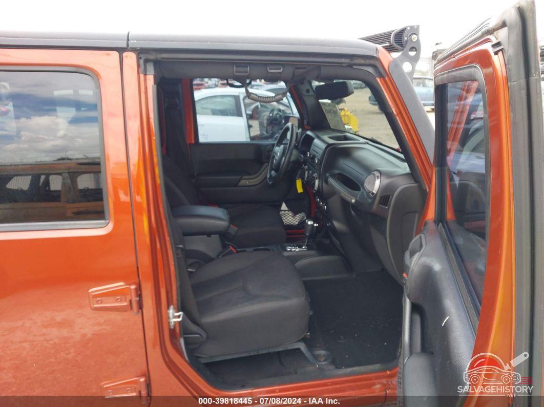 1C4BJWDG4EL259581 2014 JEEP WRANGLER UNLIMITED photo no. 5