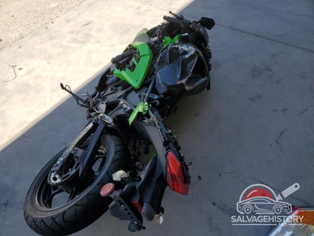 JKAEX8A18FDA21054 2015 KAWASAKI EX photo no. 6
