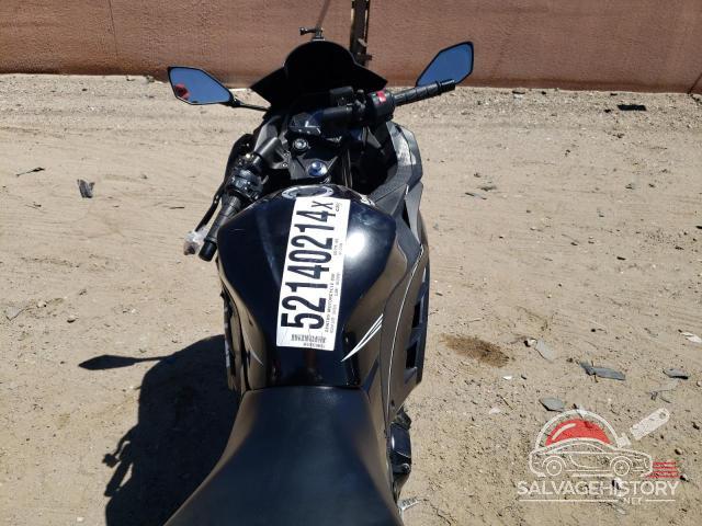 JKAEX8B1XHDA37354 2017 KAWASAKI EX300 B photo no. 6
