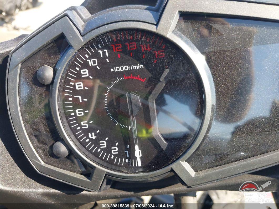 JKAEXKG14JDA09447 2018 KAWASAKI EX400 photo no. 7