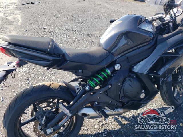 JKAEXEF19GDA27826 2016 KAWASAKI EX650 F photo no. 5