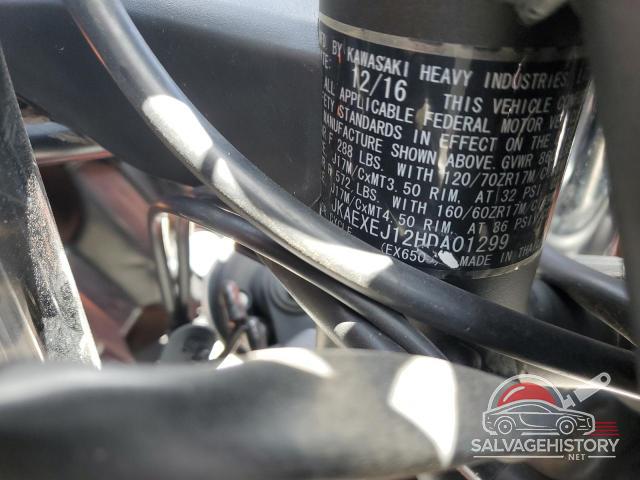 JKAEXEJ12HDA01299 2017 KAWASAKI EX650 J photo no. 9