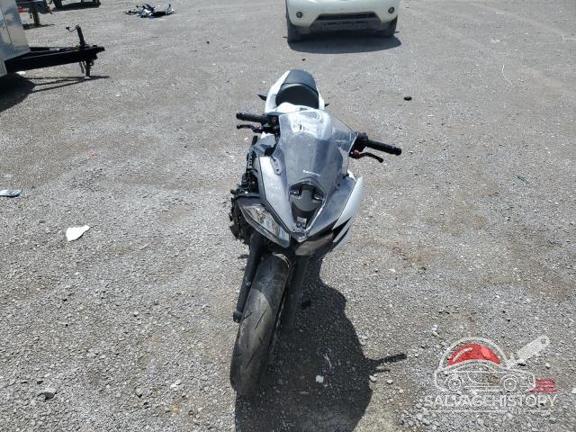 ML5EXEN12LDA14265 2020 KAWASAKI EX650 N photo no. 5