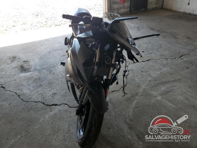 ML5EXEN1XNDA72952 2022 KAWASAKI EX650 N photo no. 2
