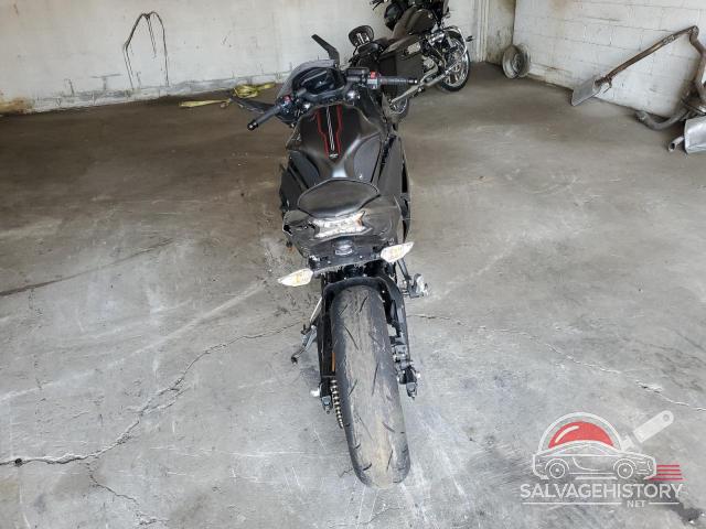 ML5EXEN1XNDA72952 2022 KAWASAKI EX650 N photo no. 4