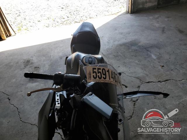 ML5EXEN1XNDA72952 2022 KAWASAKI EX650 N photo no. 5