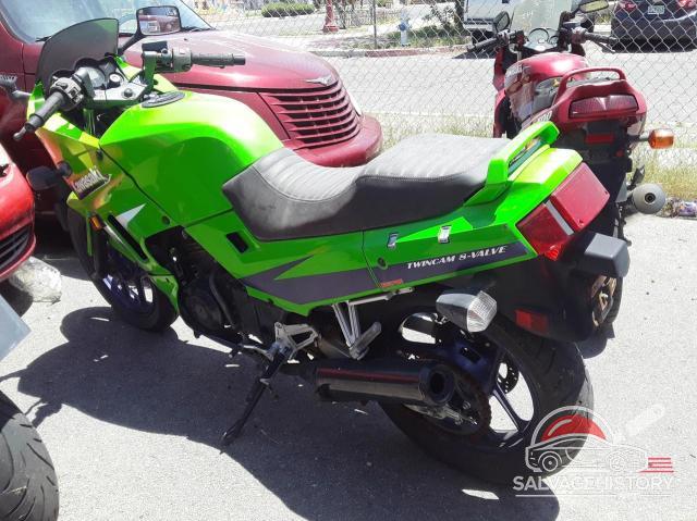 JKAEXMF1XYA069920 2000 KAWASAKI NINJA 250R photo no. 3