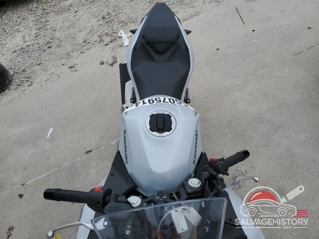 ML5EXGG14RDA00871 2024 KAWASAKI NINJA 900 photo no. 5