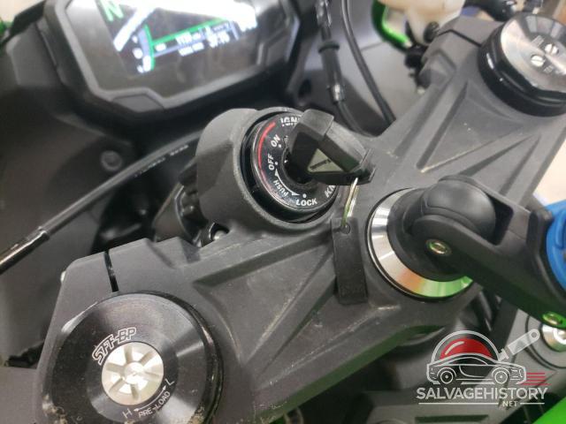 JKBZXJK11RA001749 2024 KAWASAKI ZX636 K photo no. 8