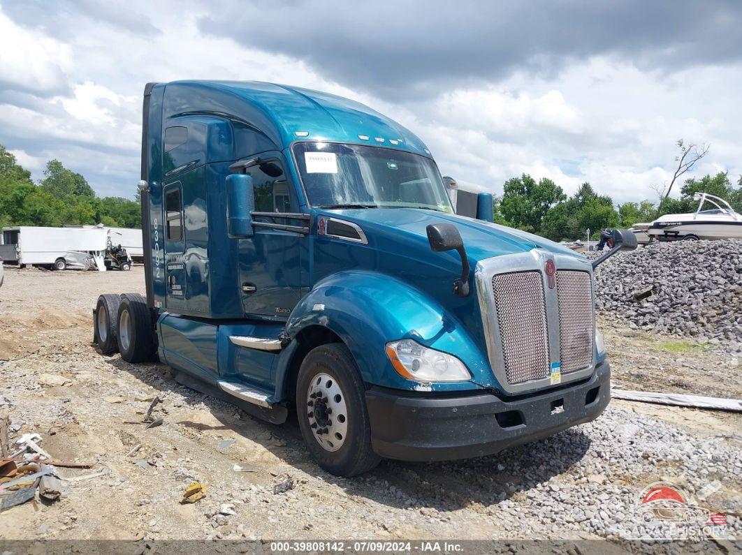 1XKYDP9X7HJ119271 2017 KENWORTH T680 photo no. 3