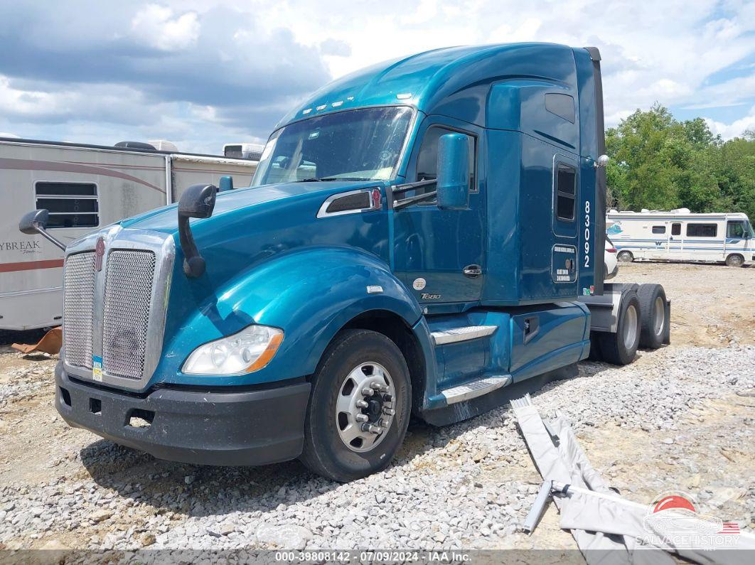 1XKYDP9X7HJ119271 2017 KENWORTH T680 photo no. 2