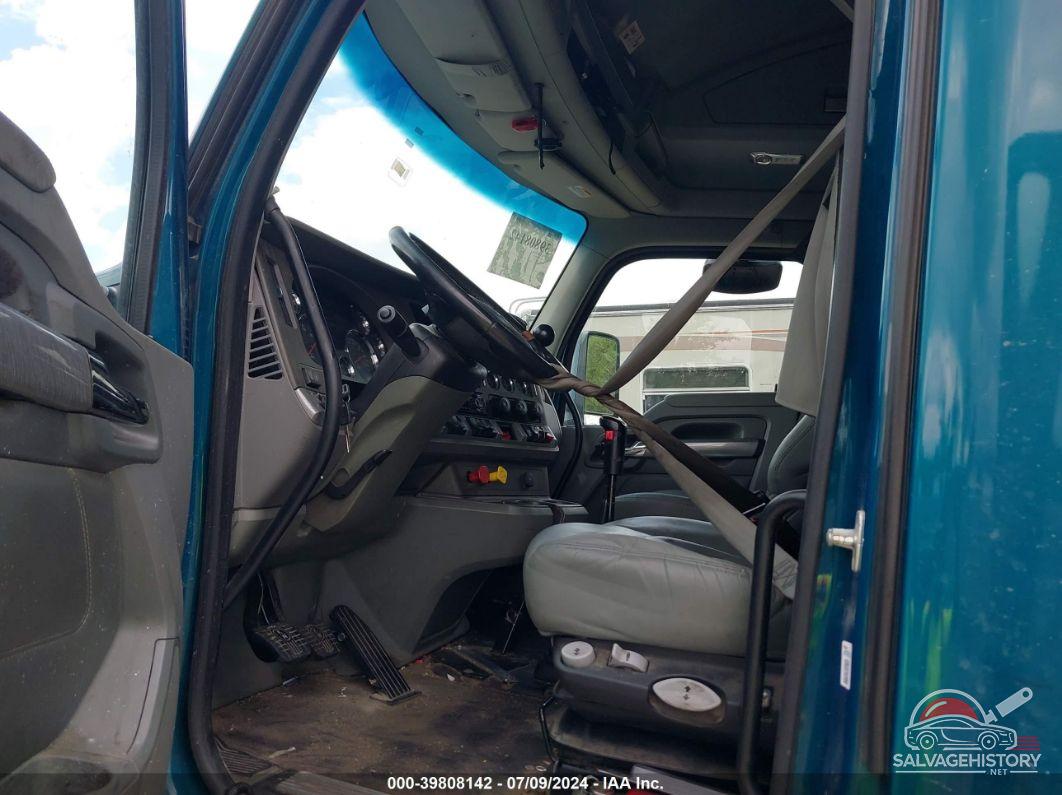 1XKYDP9X7HJ119271 2017 KENWORTH T680 photo no. 7