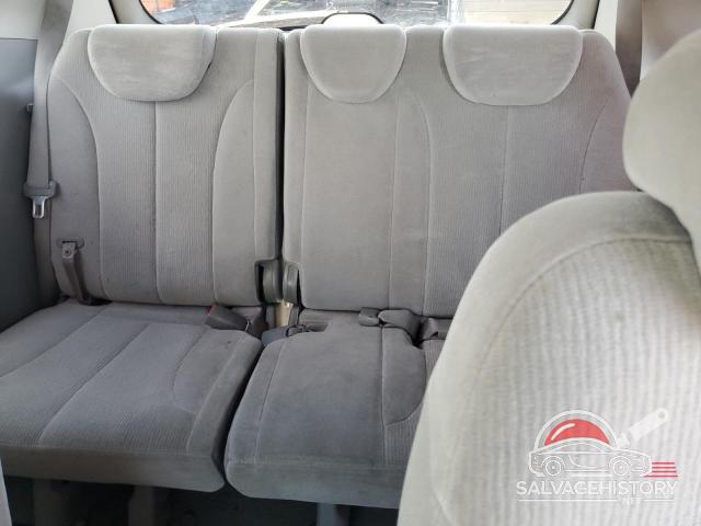 KNDMB233876107589 2007 KIA All Models photo no. 10