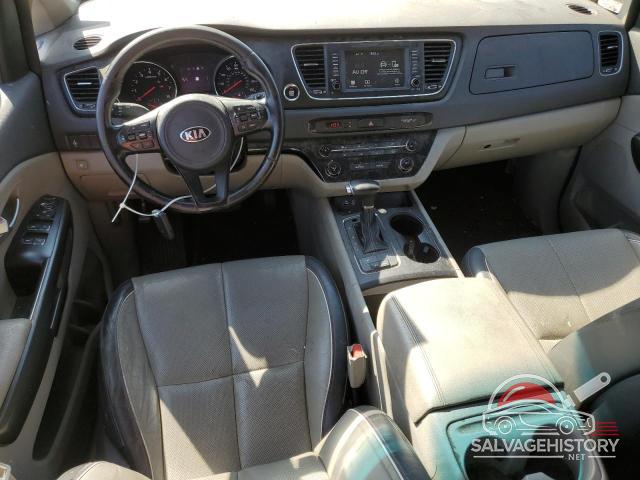 KNDMB5C13J6385968 2018 KIA All Models photo no. 8
