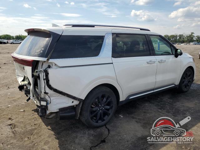 KNDNE5H34N6098148 2022 KIA CARNIVAL S photo no. 3