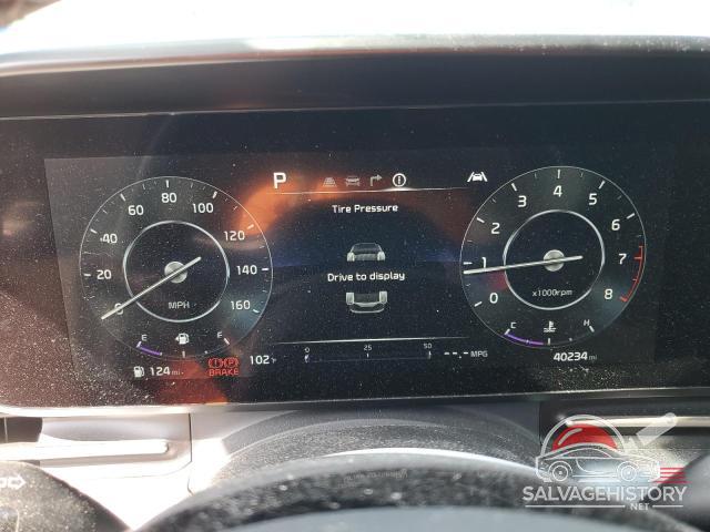KNDNE5H34N6098148 2022 KIA CARNIVAL S photo no. 9