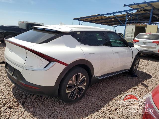 KNDC34LB9N5056523 2022 KIA EV6 LIGHT photo no. 3