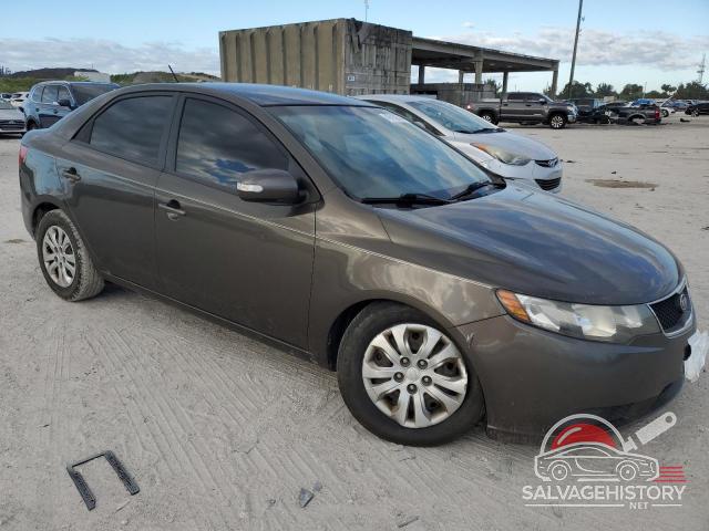 KNAFU4A20A5850976 2010 KIA FORTE photo no. 4
