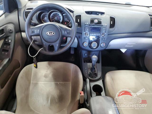 KNAFU4A23A5848106 2010 KIA FORTE photo no. 8
