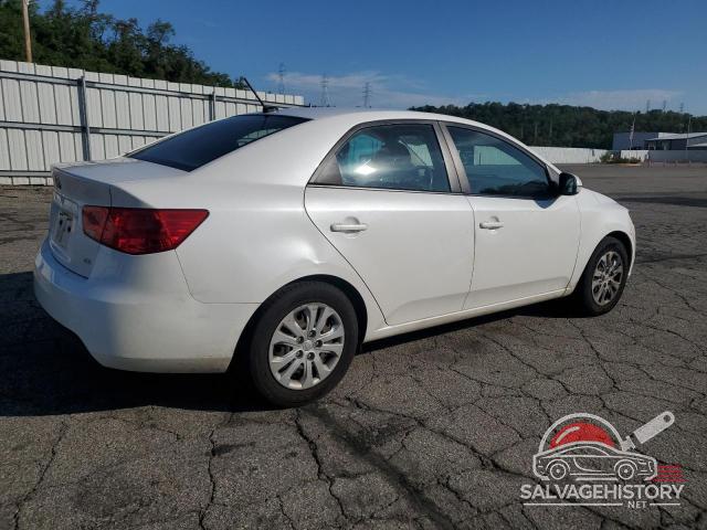KNAFU4A25D5727016 2013 KIA FORTE photo no. 3
