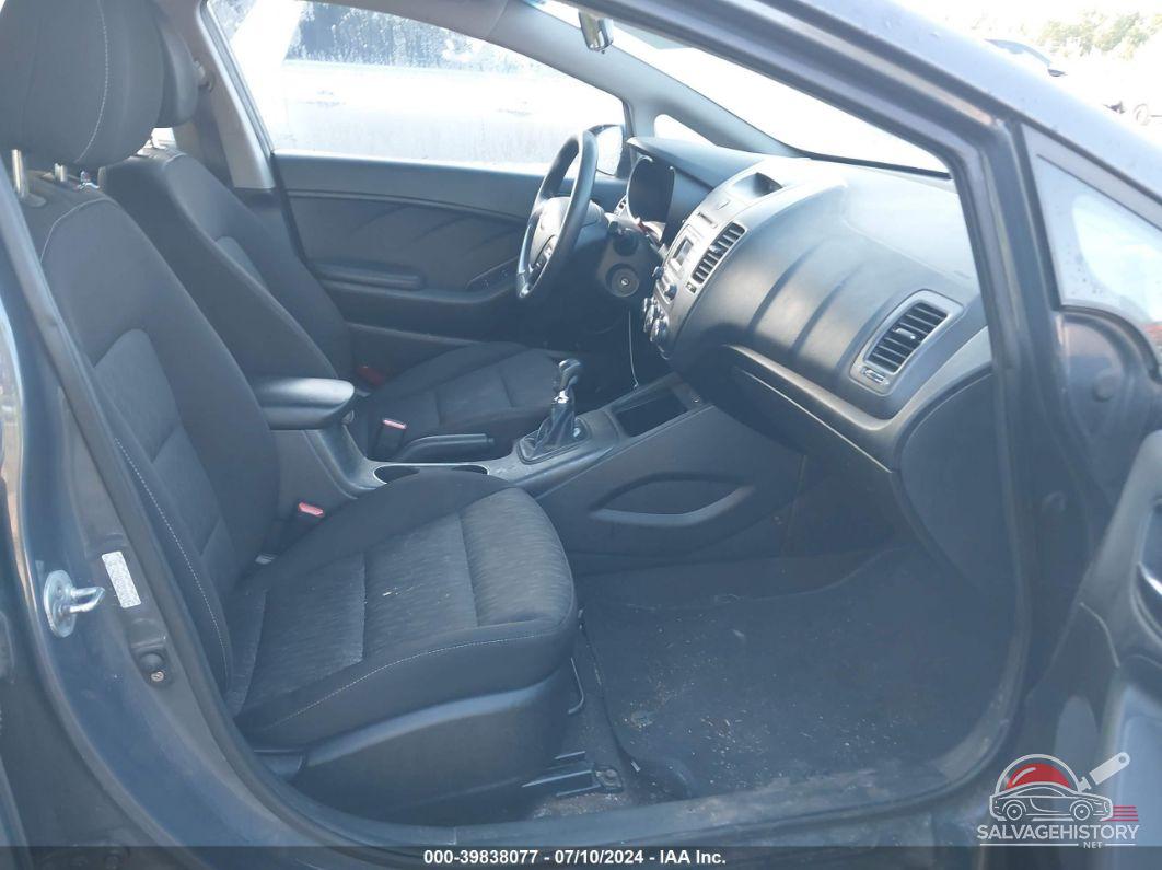 KNAFK4A63G5543142 2016 KIA FORTE photo no. 5