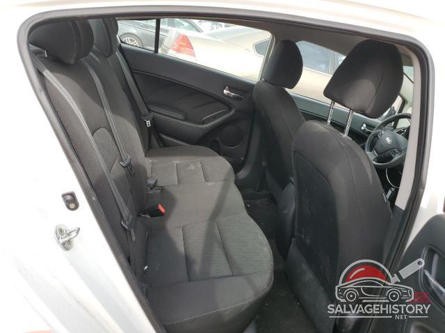 KNAFK4A65G5605544 2016 KIA FORTE photo no. 10