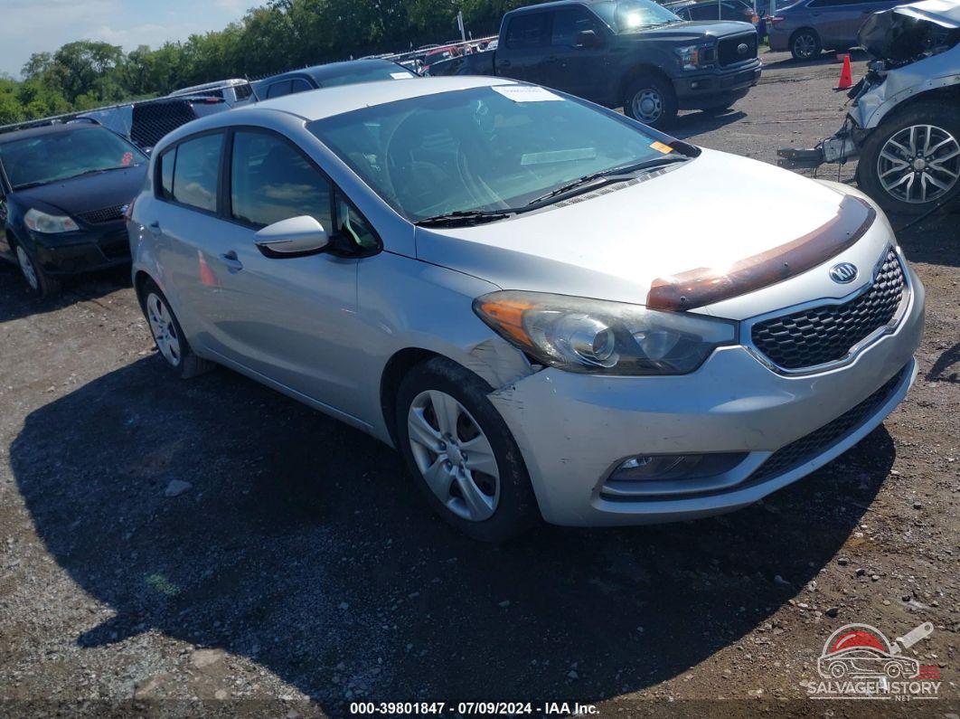 KNAFK5A81G5647197 2016 KIA FORTE photo no. 18