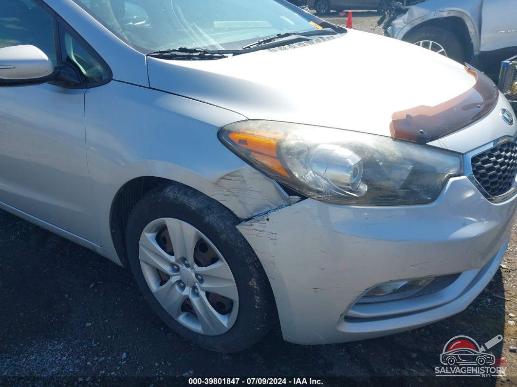 KNAFK5A81G5647197 2016 KIA FORTE photo no. 6
