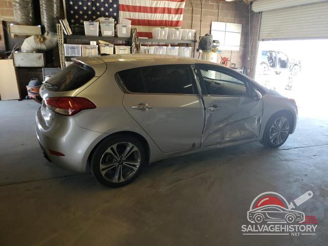 KNAFX5A84G5619217 2016 KIA FORTE photo no. 3