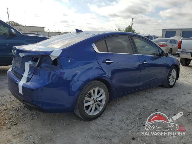3KPFL4A71HE036240 2017 KIA FORTE photo no. 3