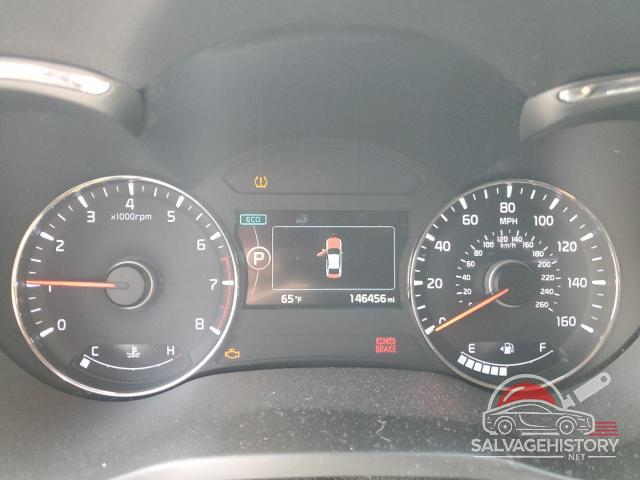 3KPFL4A71HE036240 2017 KIA FORTE photo no. 9