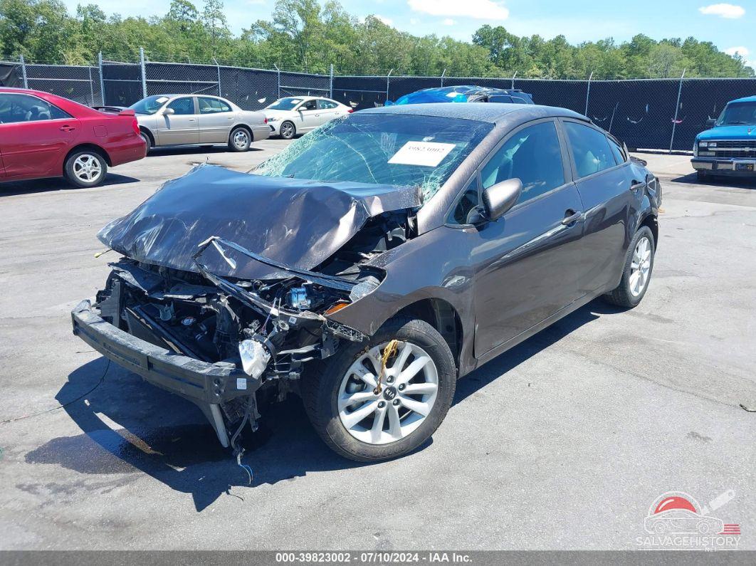 3KPFL4A78HE148257 2017 KIA FORTE photo no. 2