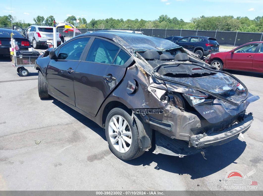 3KPFL4A78HE148257 2017 KIA FORTE photo no. 3